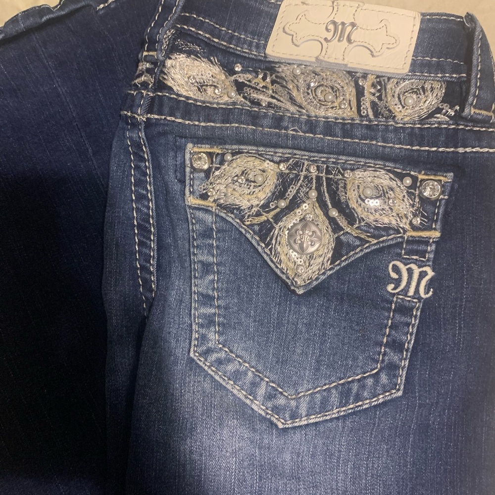 Women’s miss me jeans - Picture 2 of 3
